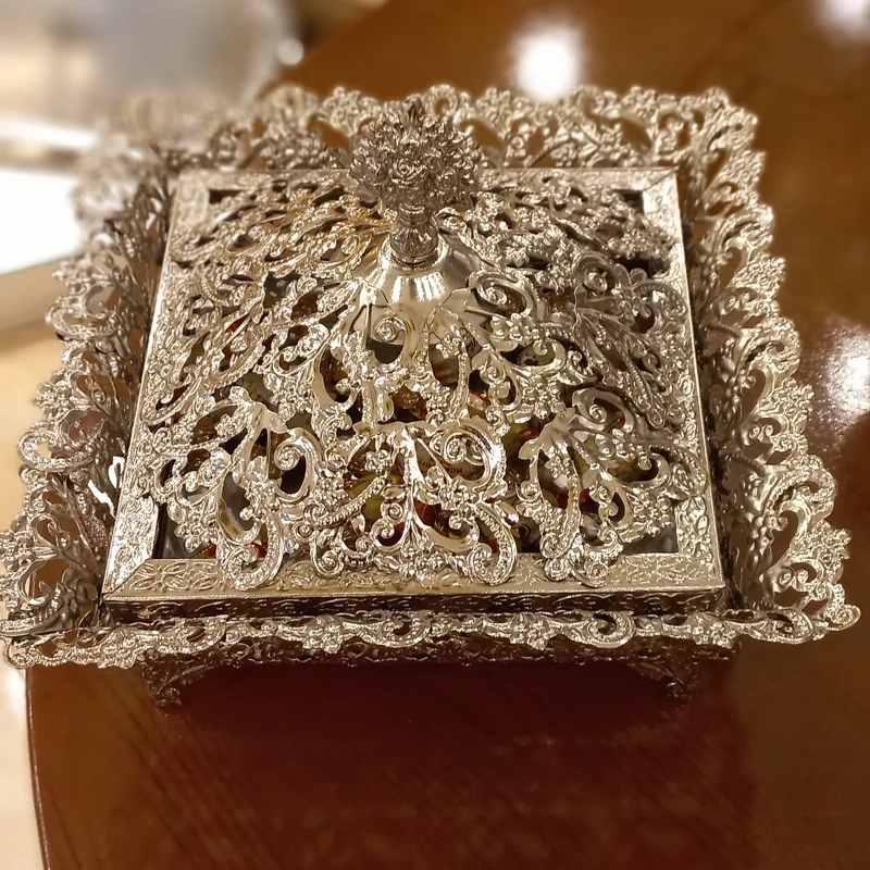 شکلات خوری مربع مدل نورا  نقره ای