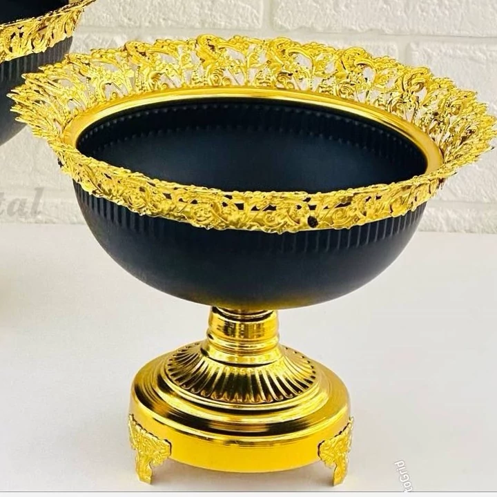 میوه خوری مشکی طلایی